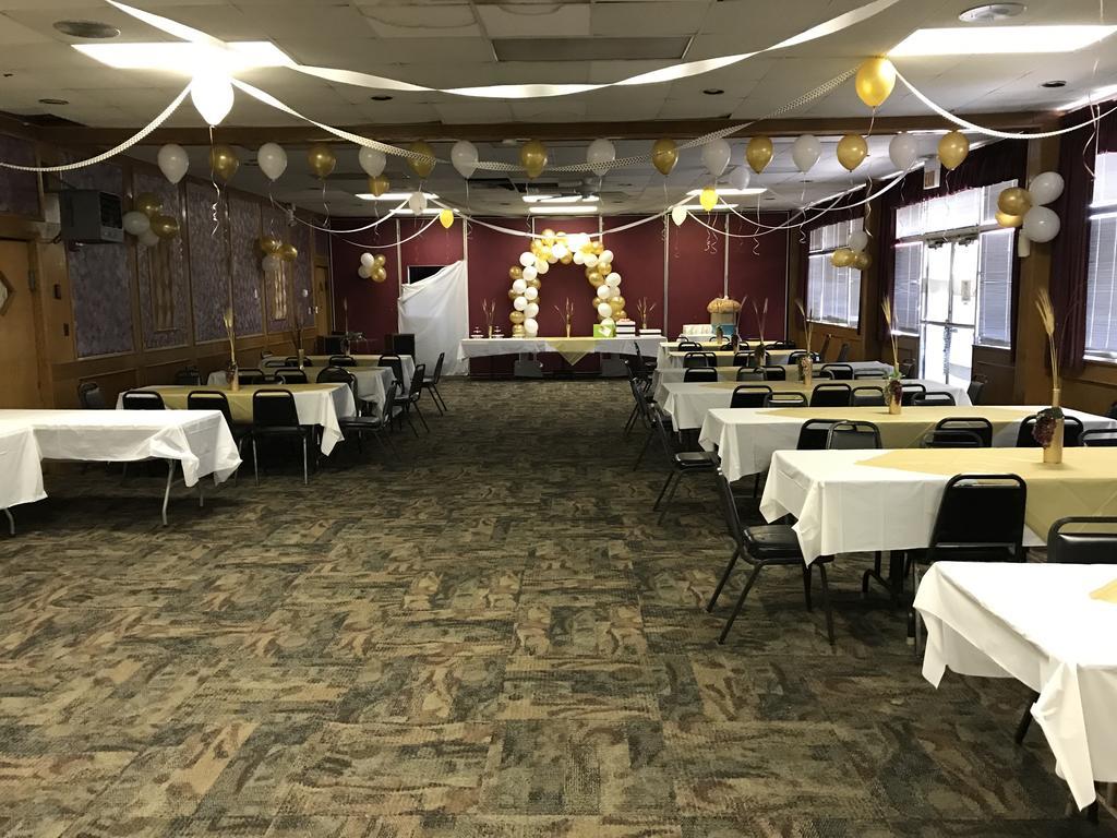 Regency Inn And Conference Center Clinton Esterno foto